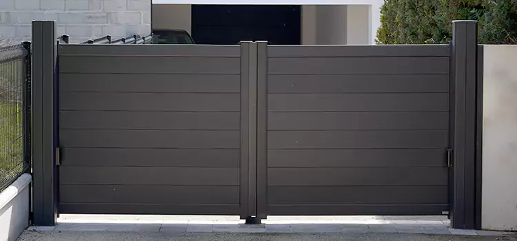 Common Residential Gate Issues We Resolve in Woodridge, IL